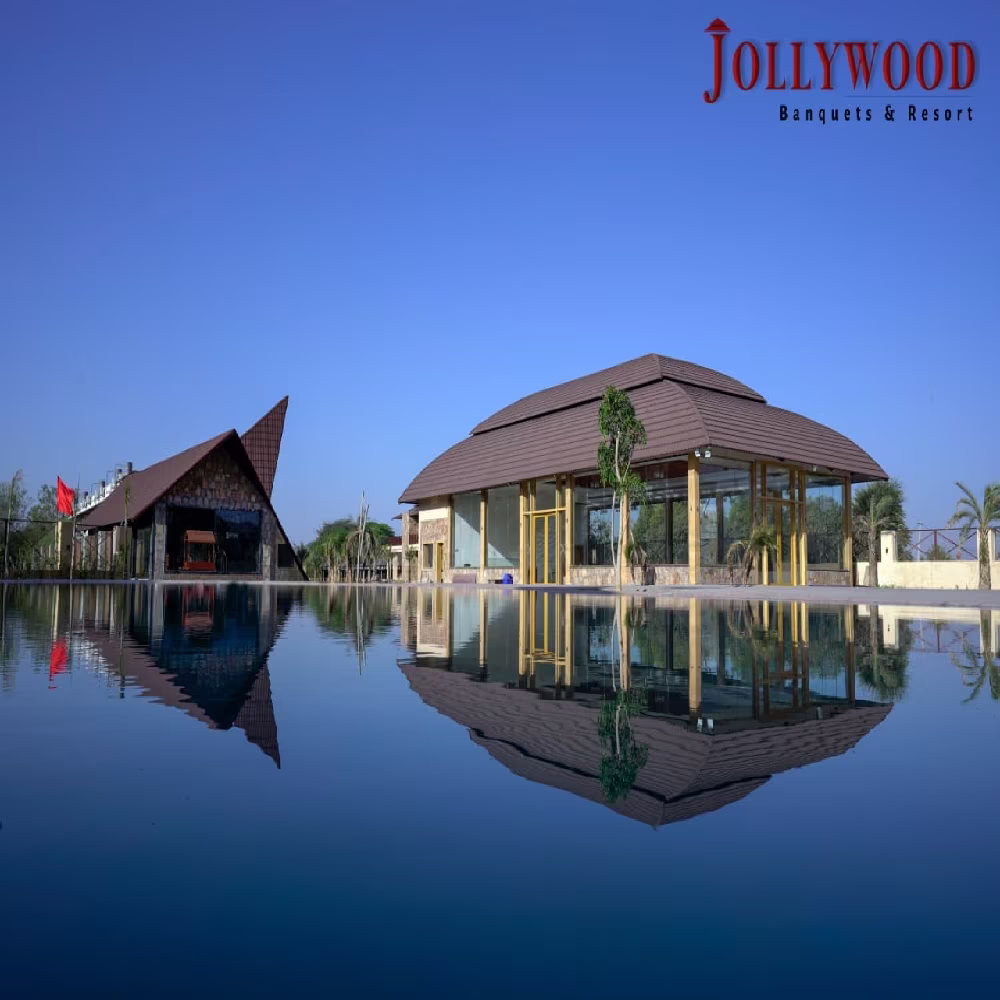 Jollywood Resort
