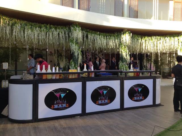 Bartenders for wedding