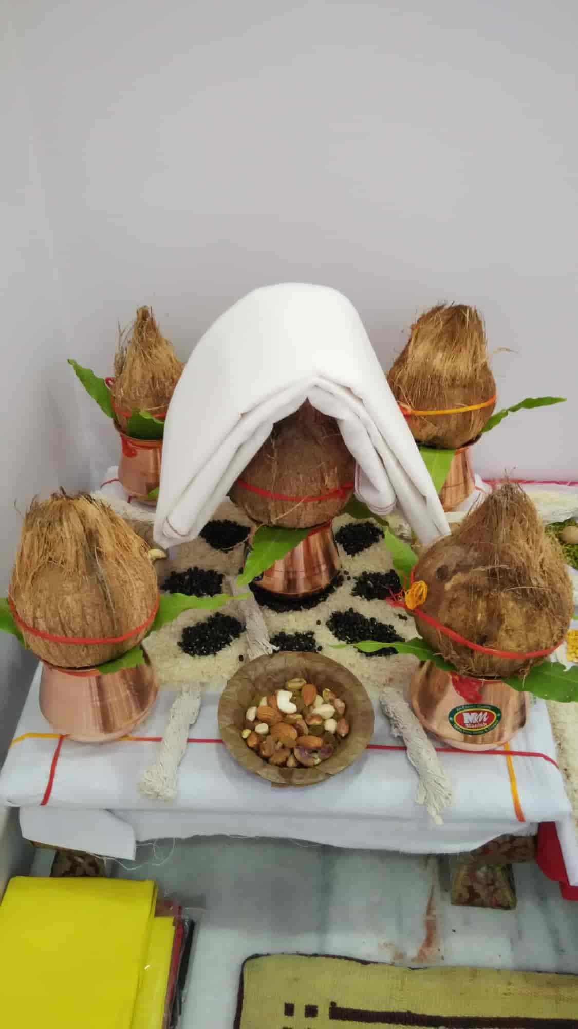 Pandit Jitendra Vyas Shastri