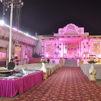 New Celebration Green Farm House