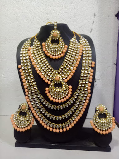R K Choksi Jewellers