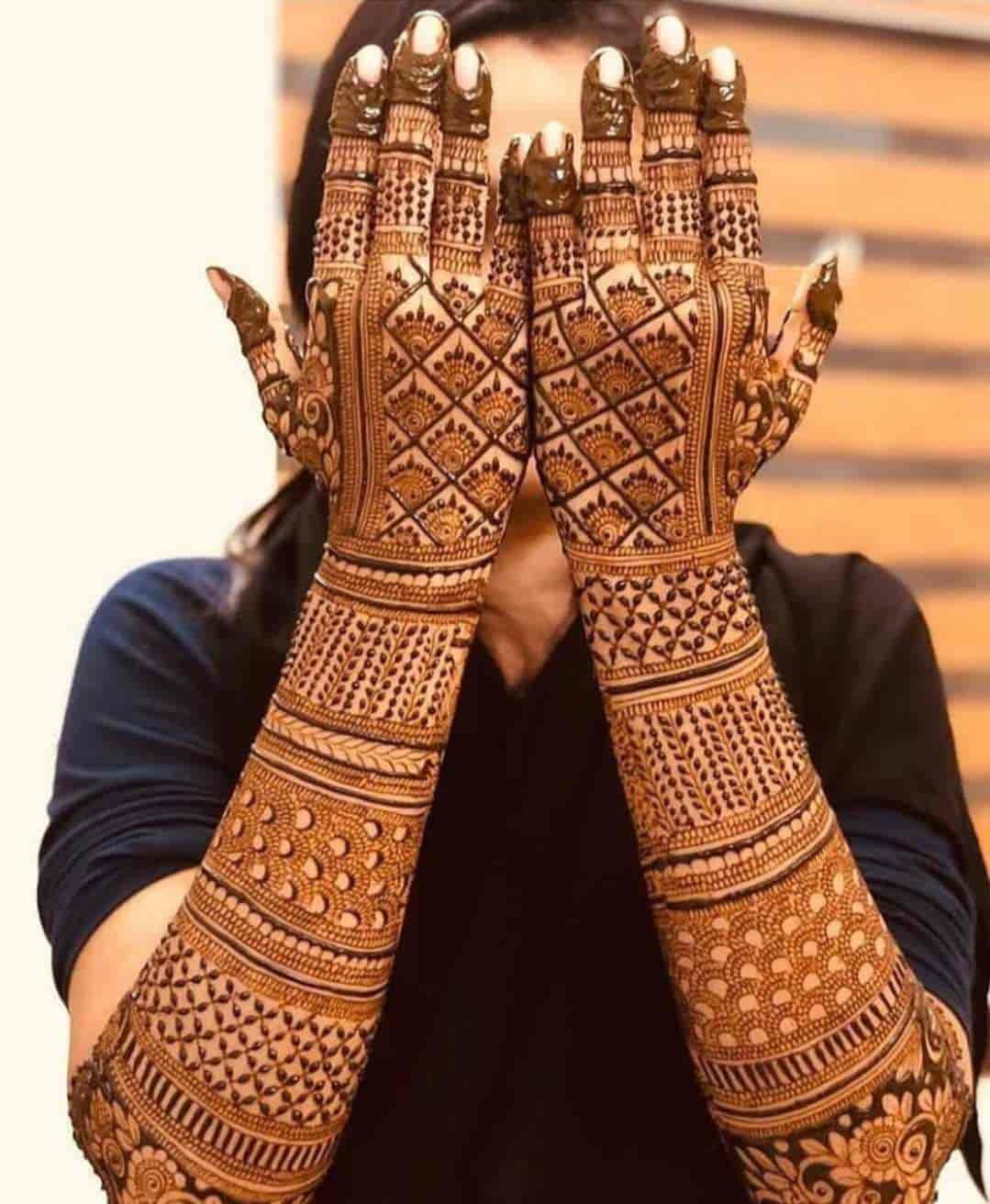 Aarav Mehandi Artist