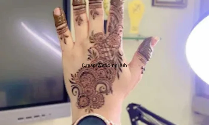 Rahul  International  Mehandi  Artist