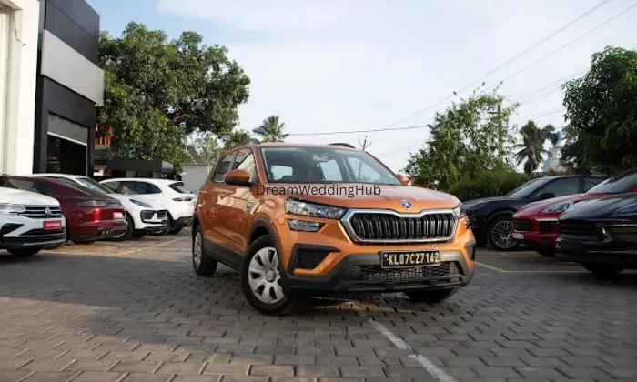 EVM WHEELS SelfDrive Rent